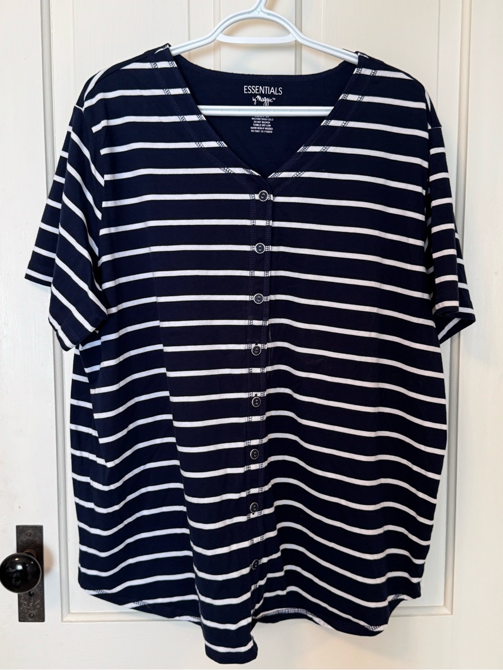 ESSENTIALS by Maggie Navy & White Striped Button Front Top Women's Size 22/24
